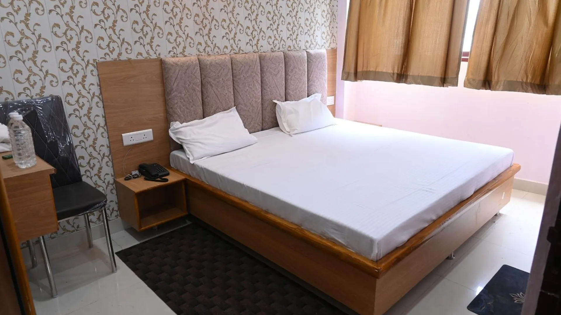 호텔 Divya Paying Guest House 바라나시